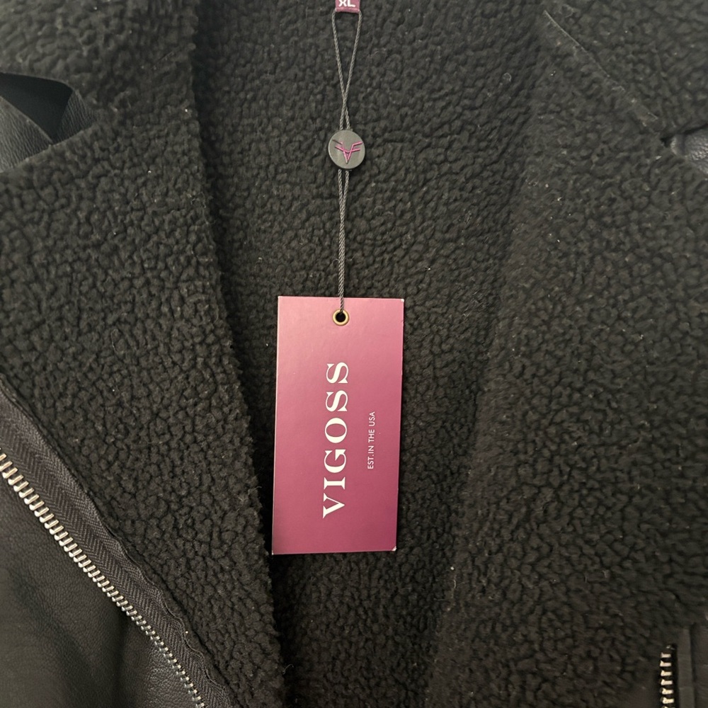 Vigoss Black Faux Leather Shearling Moto Jacket - Picture 3 of 6